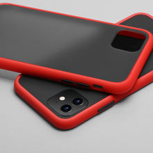 Carregar imagem no visualizador da galeria, Capinhas para iPhone Fosco - Homeless Case
